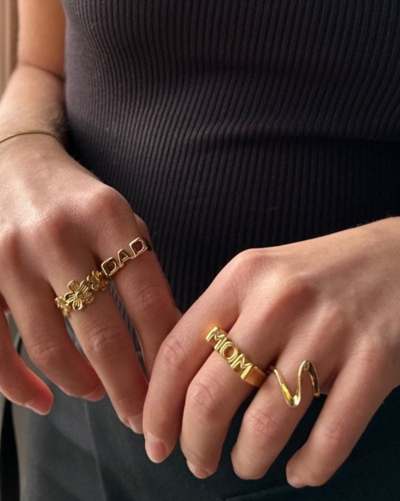 SIGNET MOM RING