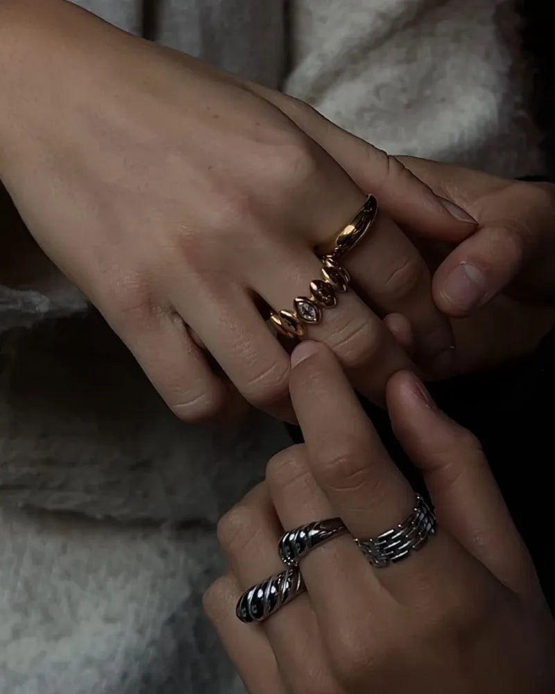 LIKE RING