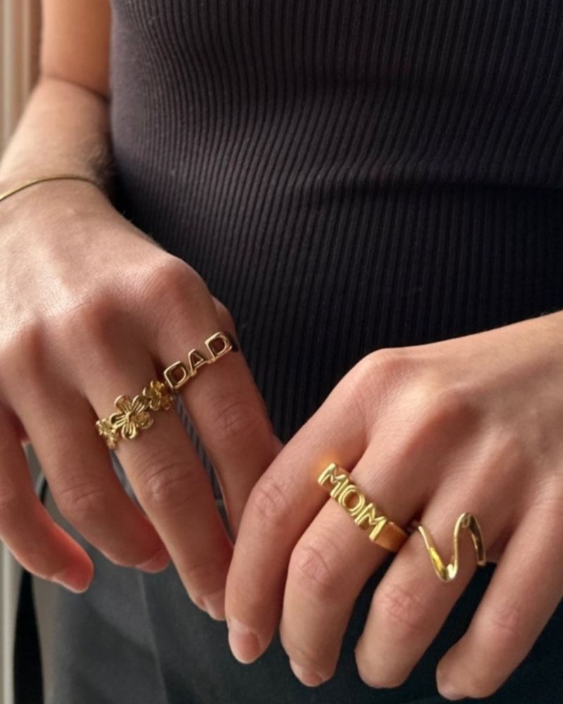 SIGNET MOM RING
