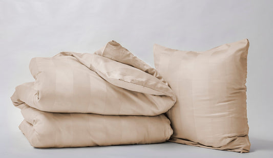 Komfortabelt sengetøj i 100% bomuldssatin - 200 x 200 cm